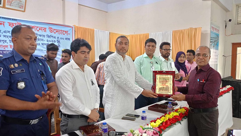 নাগরপুরে জিপিএ-৫ প্রাপ্ত শিক্ষার্থীদের এমপি টিটুর সংবর্ধনা